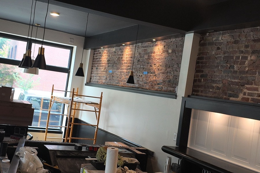 01_interior_brick_3x2
